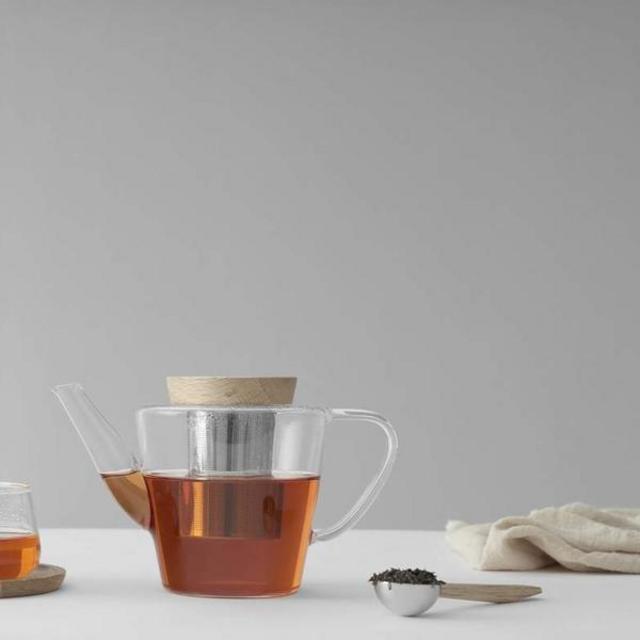 Glass Infusion Teapot with Wooden Lid