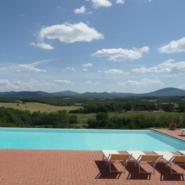 The view from the pool at Tenuta di Papena