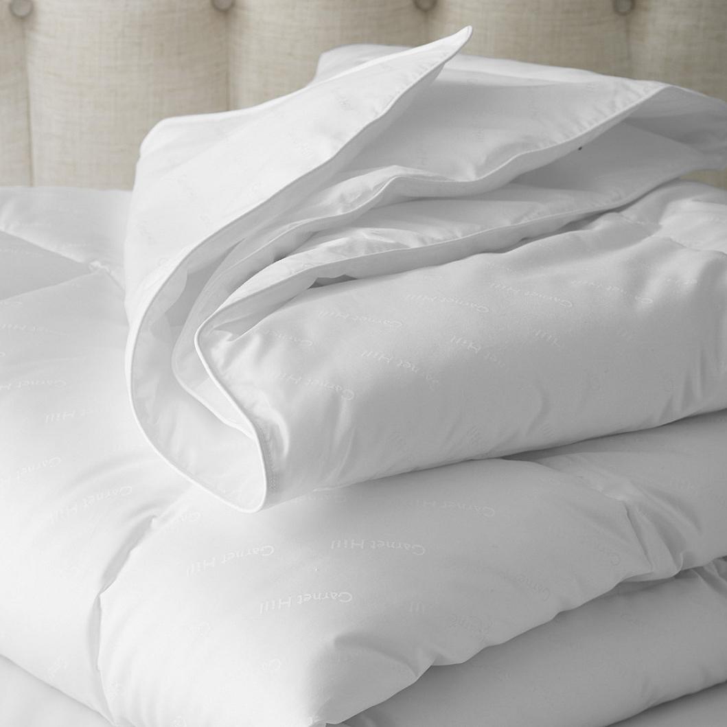 Signature White Down Duvet – Medium