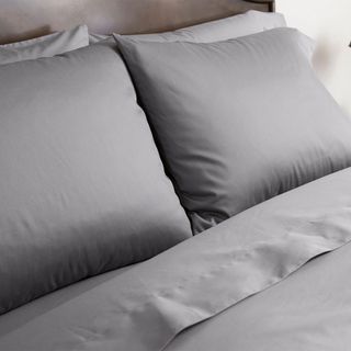 Luxe Sateen 4-Piece Core Sheet Set
