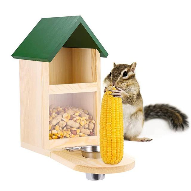 MIXXIDEA Squirrel Feeder Box, Wooden Squirrel Feeding House with Cup, Durable with Solid Structure, Cute Squirrel Feeders for Garden, Back Yard, Outside (Green)