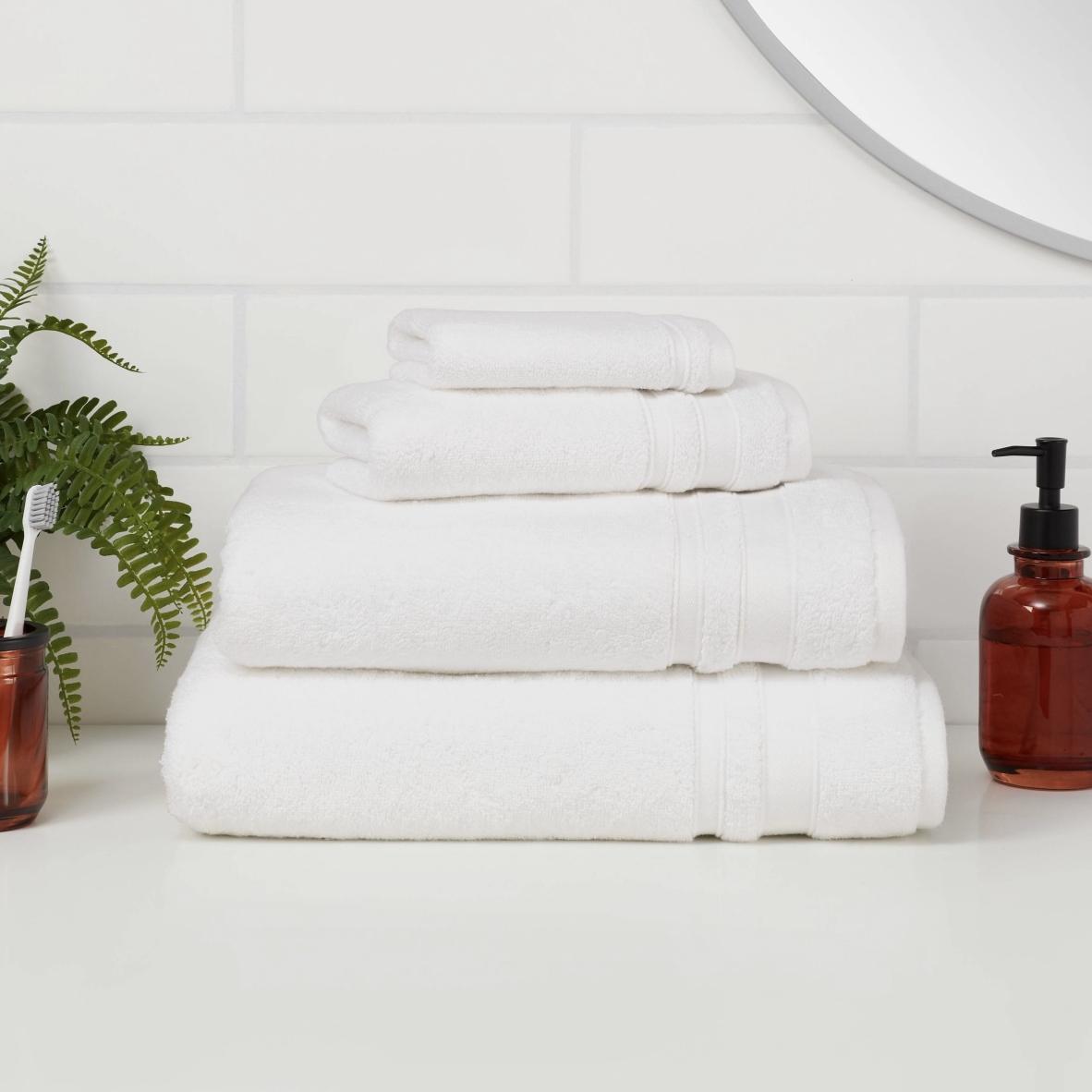 Performance Bath Towel - Threshold™
