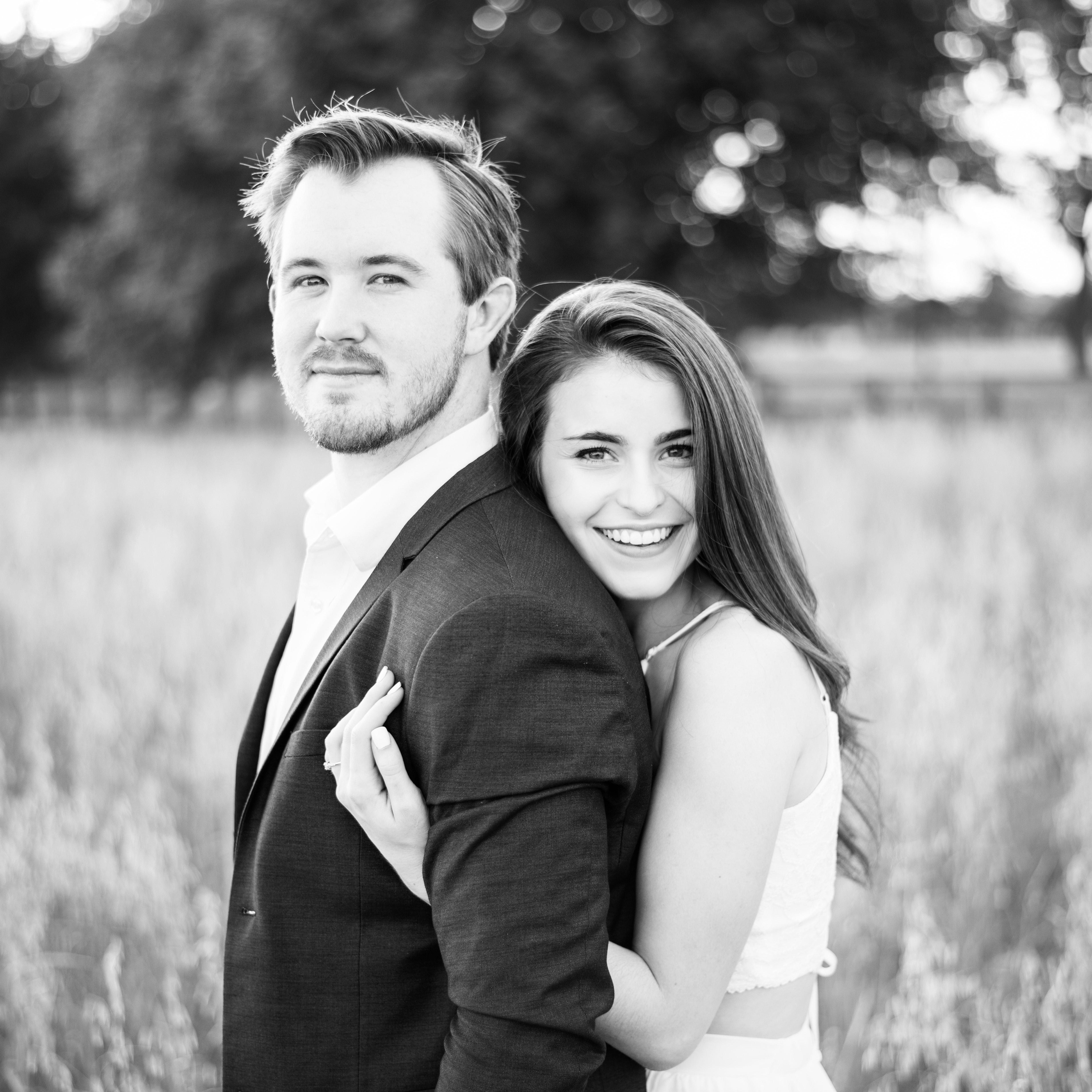 Engagement Pictures by Andrew Swindle Photography