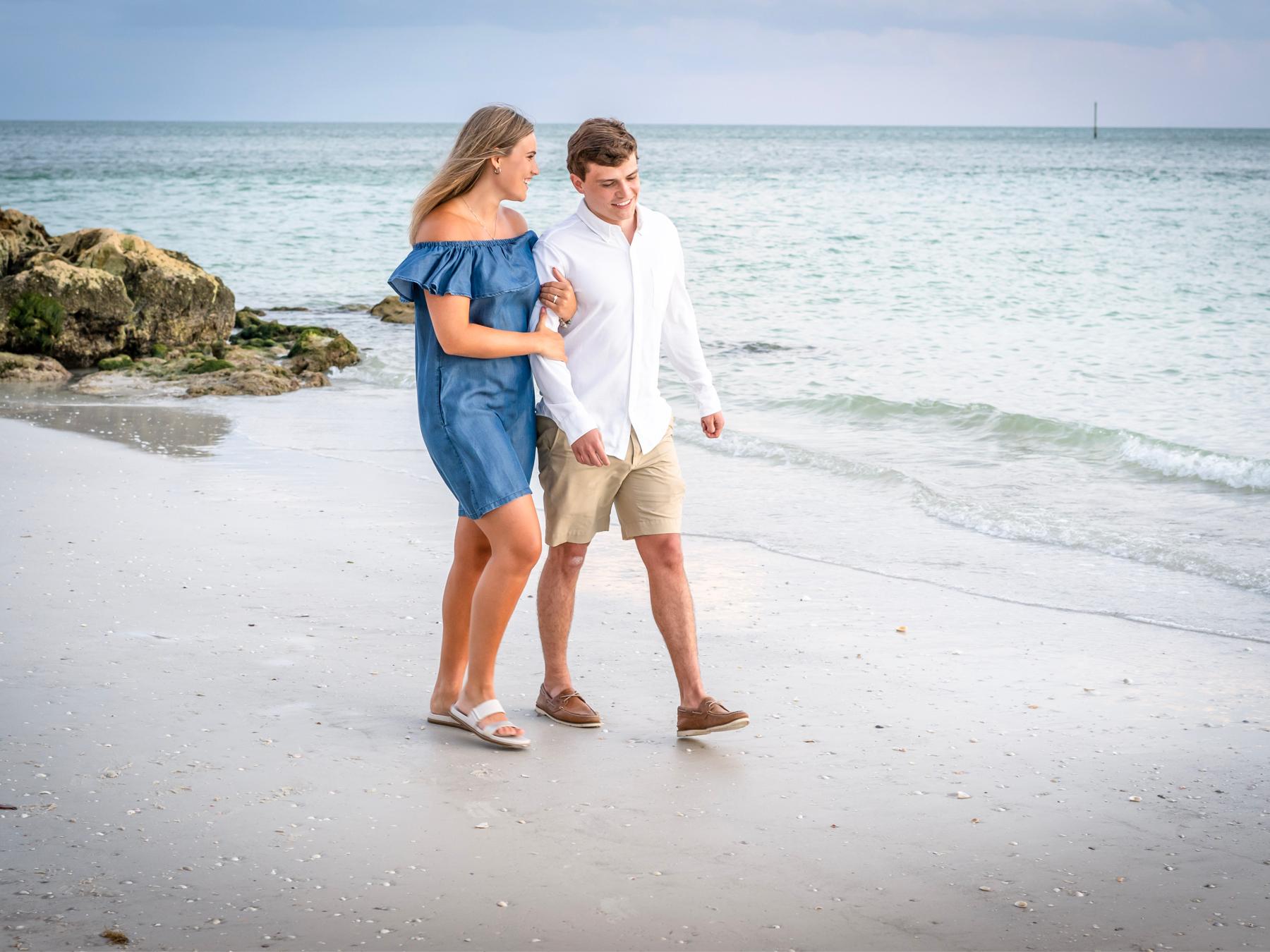 The Wedding Website of Laura Thomas and Hank Neal