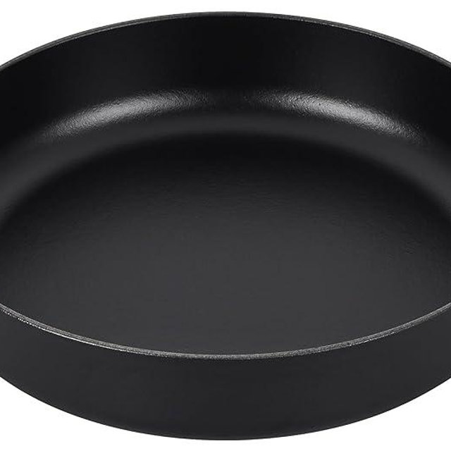 Le Creuset Signature Cast Iron Everyday Pan, 11", Licorice