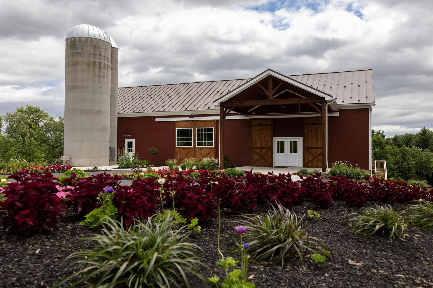 The Wedding Website of Taylor Zdradzinski and Nicholas Stringer