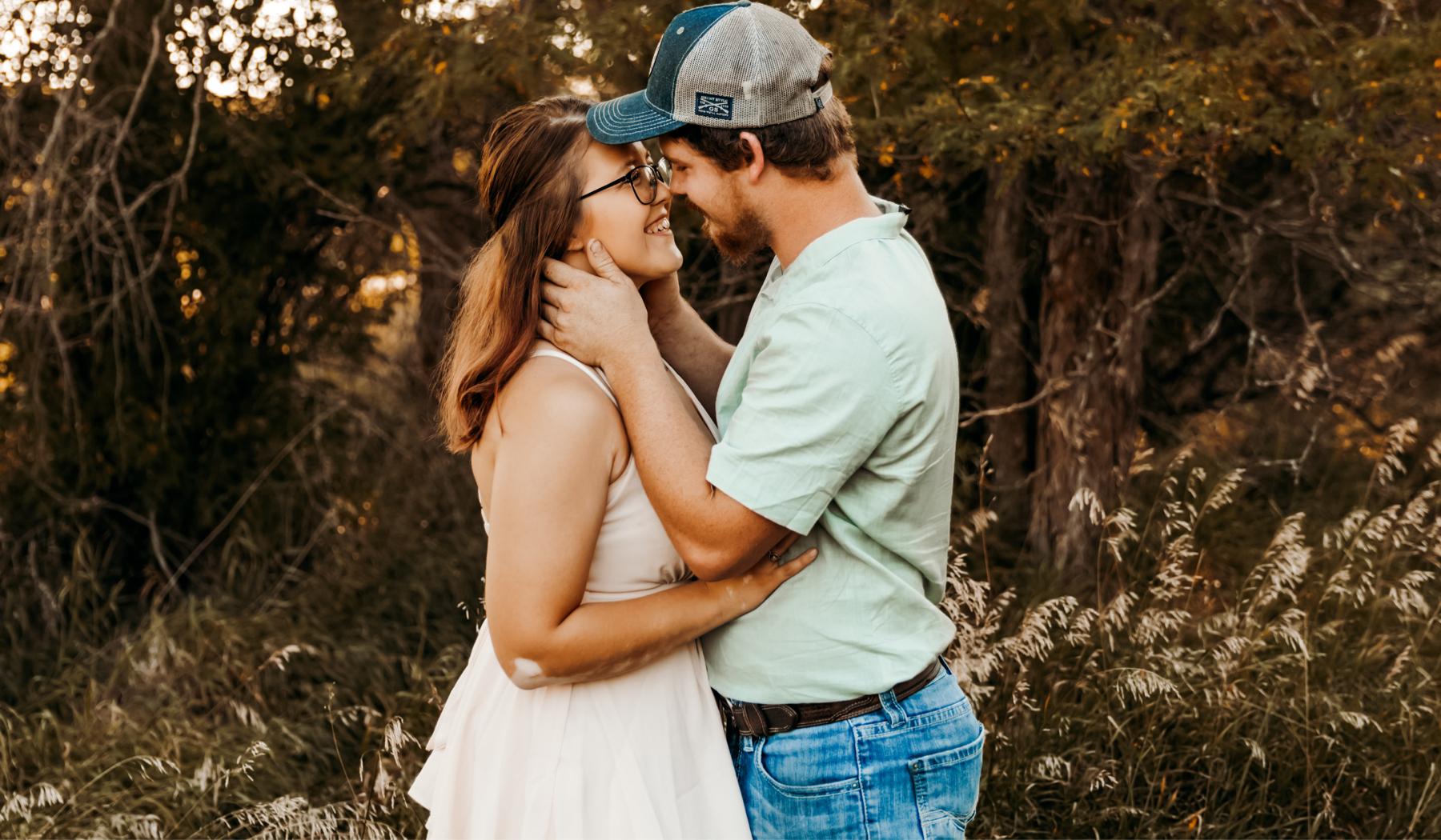 The Wedding Website of Nicole Riecken and Cody Hendershot