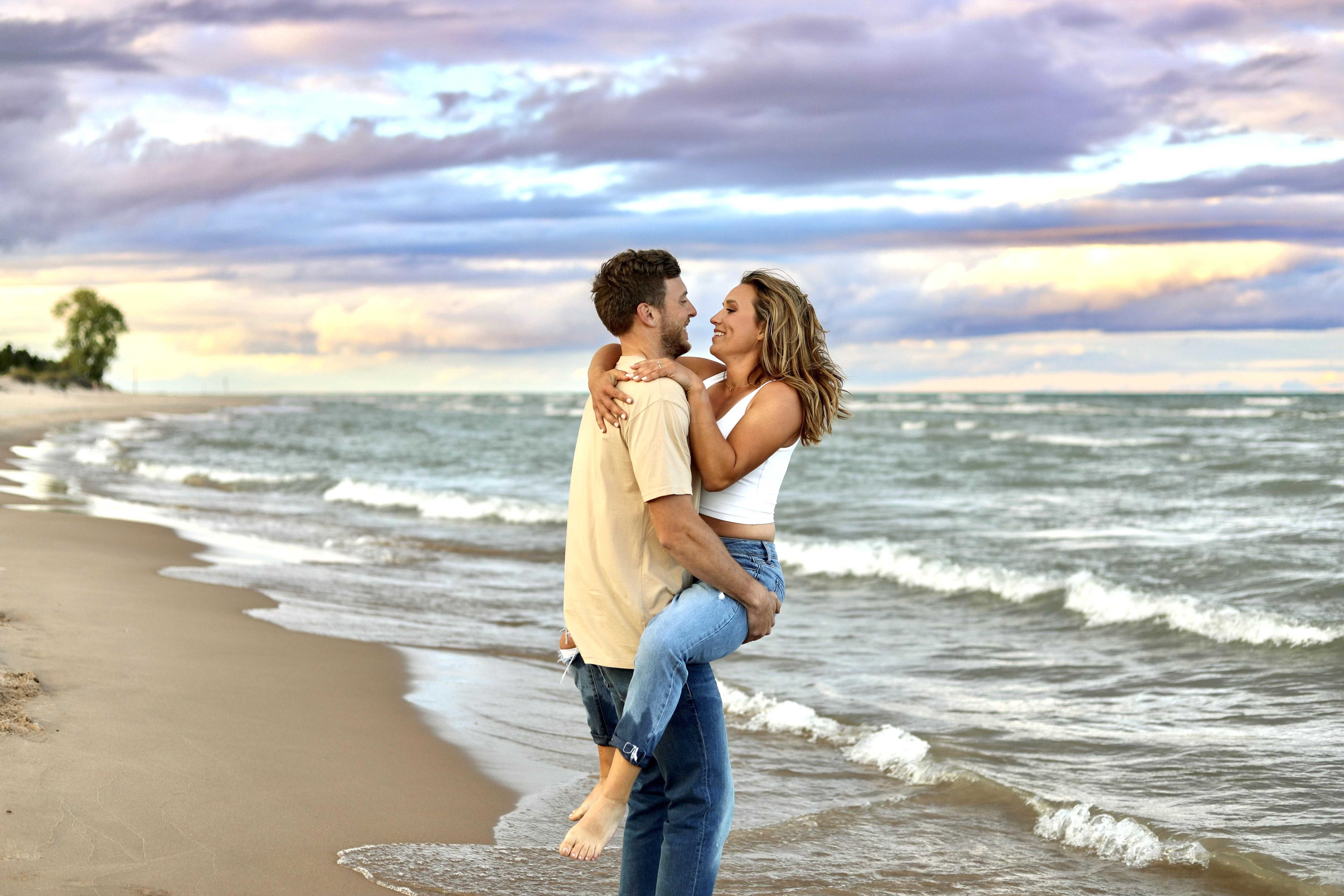 The Wedding Website of Kendra Gohr and Justin Schweiner