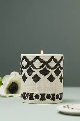 Black & White Graphic Fruity Peach & Papaya Ceramic Candle