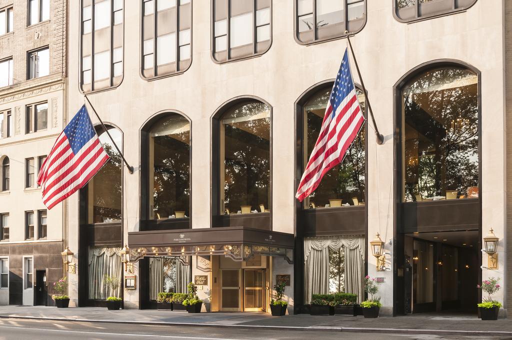 The Wedding Website of Rebecca Feld and Jacob Laurenti