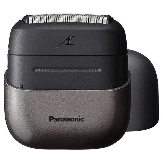 Panasonic Swipe Right Compact Shaver, Unisex Electric Razor for Men and Women, On-The-Go Razor with 3-Blade Cutting System and USB-C Charging, Wet/Dry - ES-CM3A-W