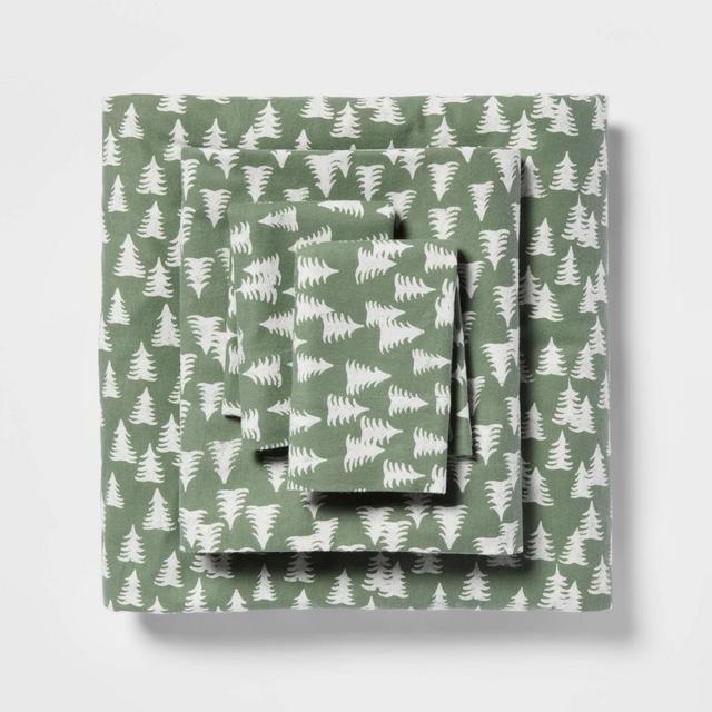 Queen Holiday Pattern Flannel Sheet Set Trees - Threshold™