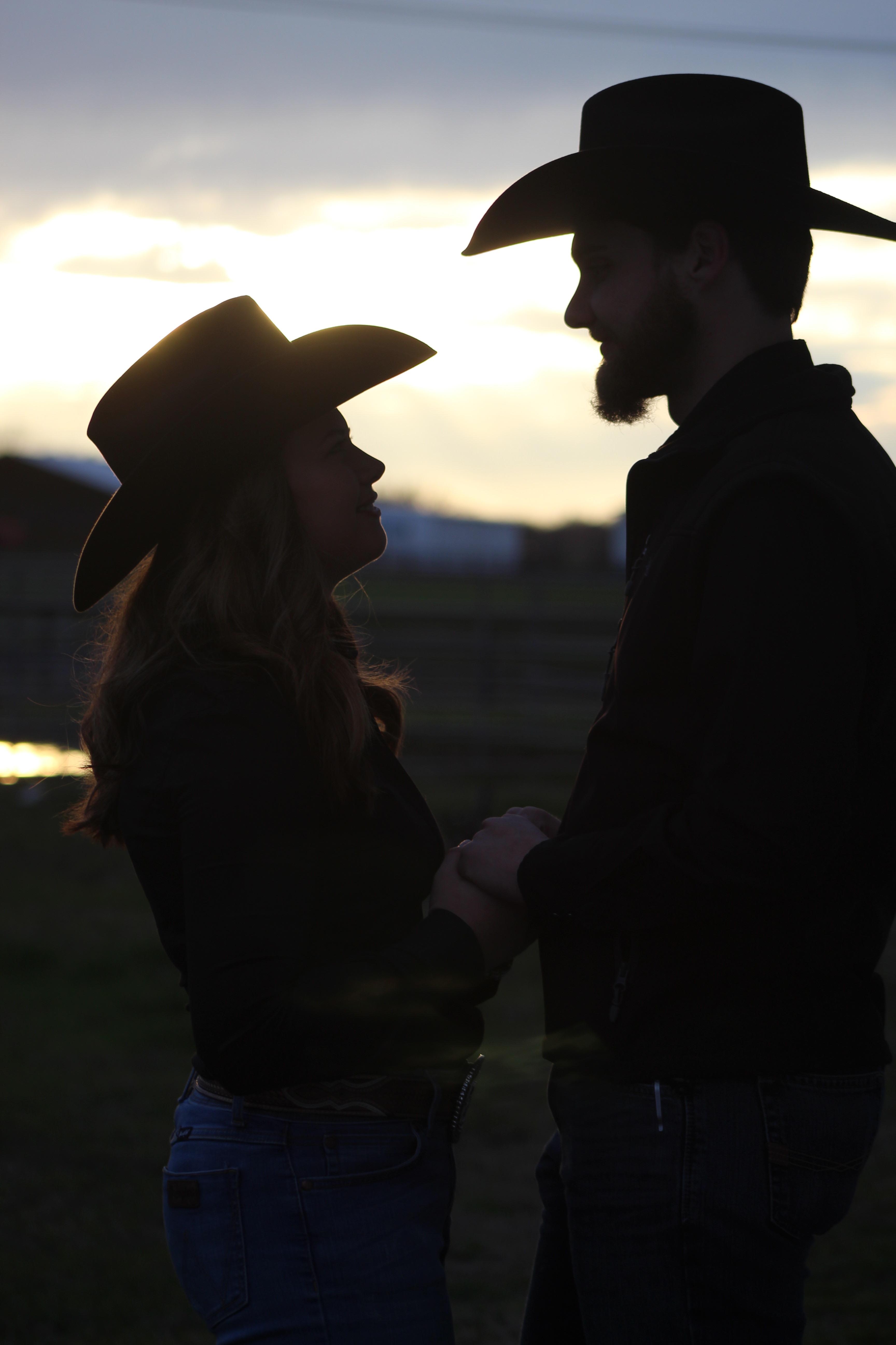 The Wedding Website of Shelby Thomas and Maxwell Dikin
