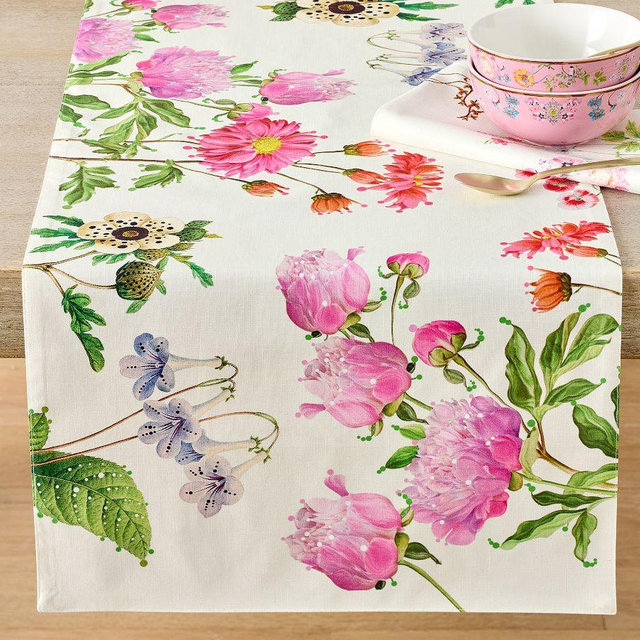 Cynthia Rowley Botanical Garden Table Runner