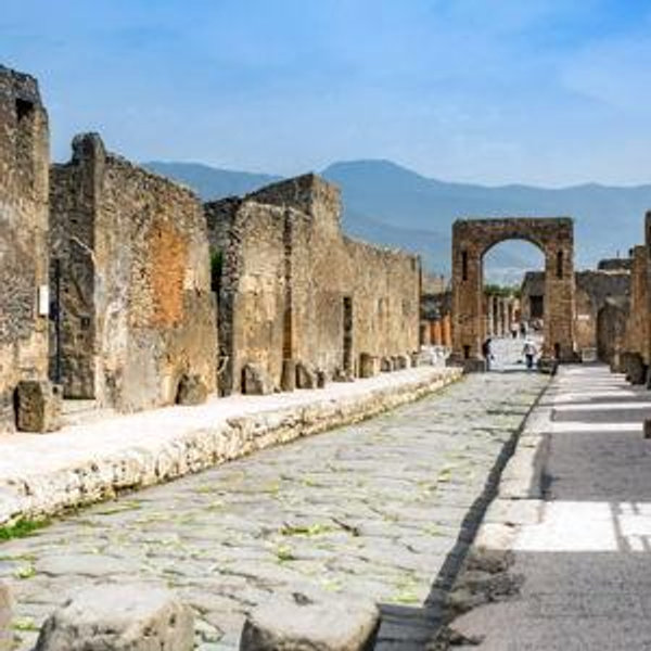 Pompeii & Mount Vesuvius Guided Tour for Two