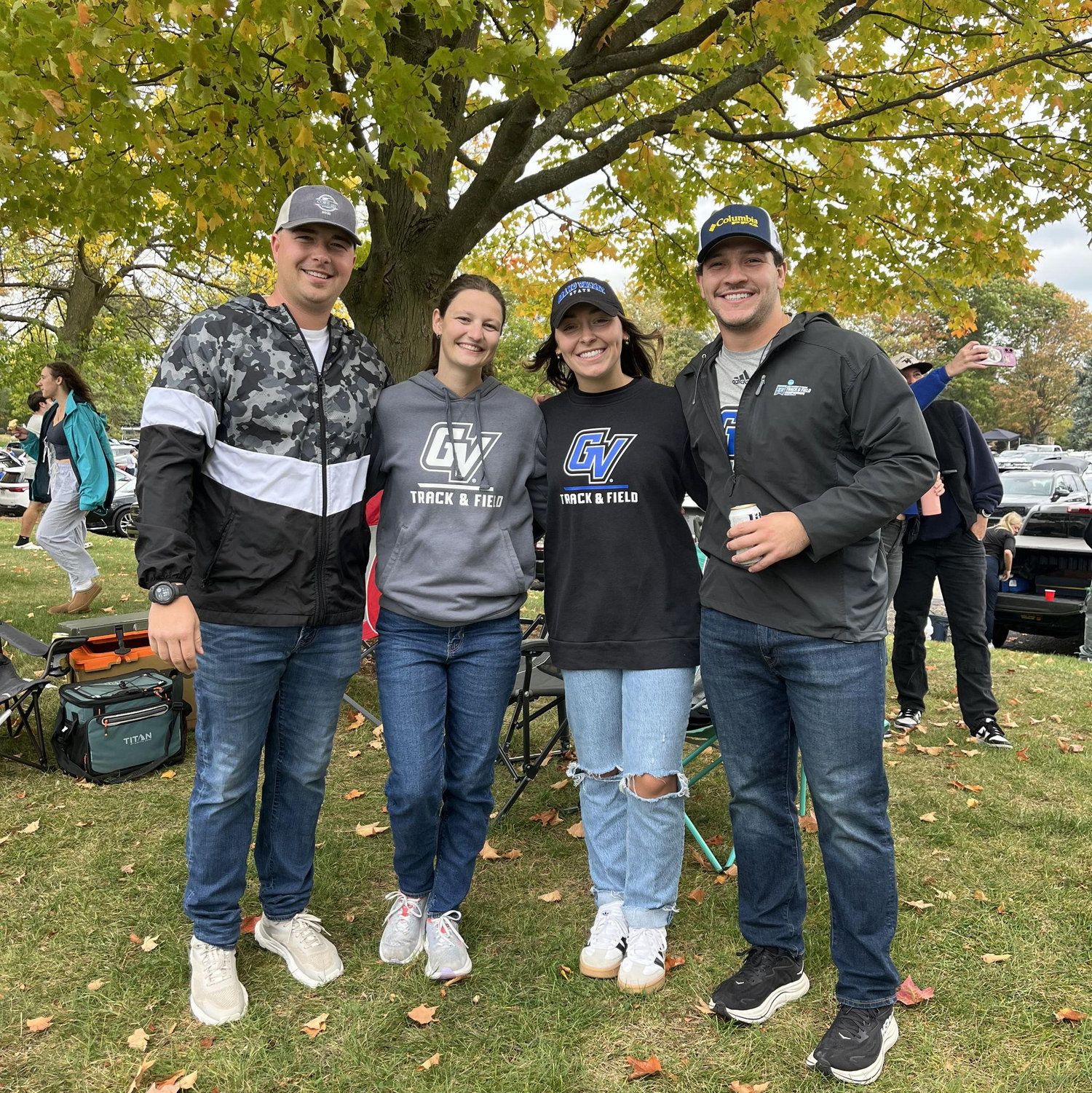 Alumni Tailgate!