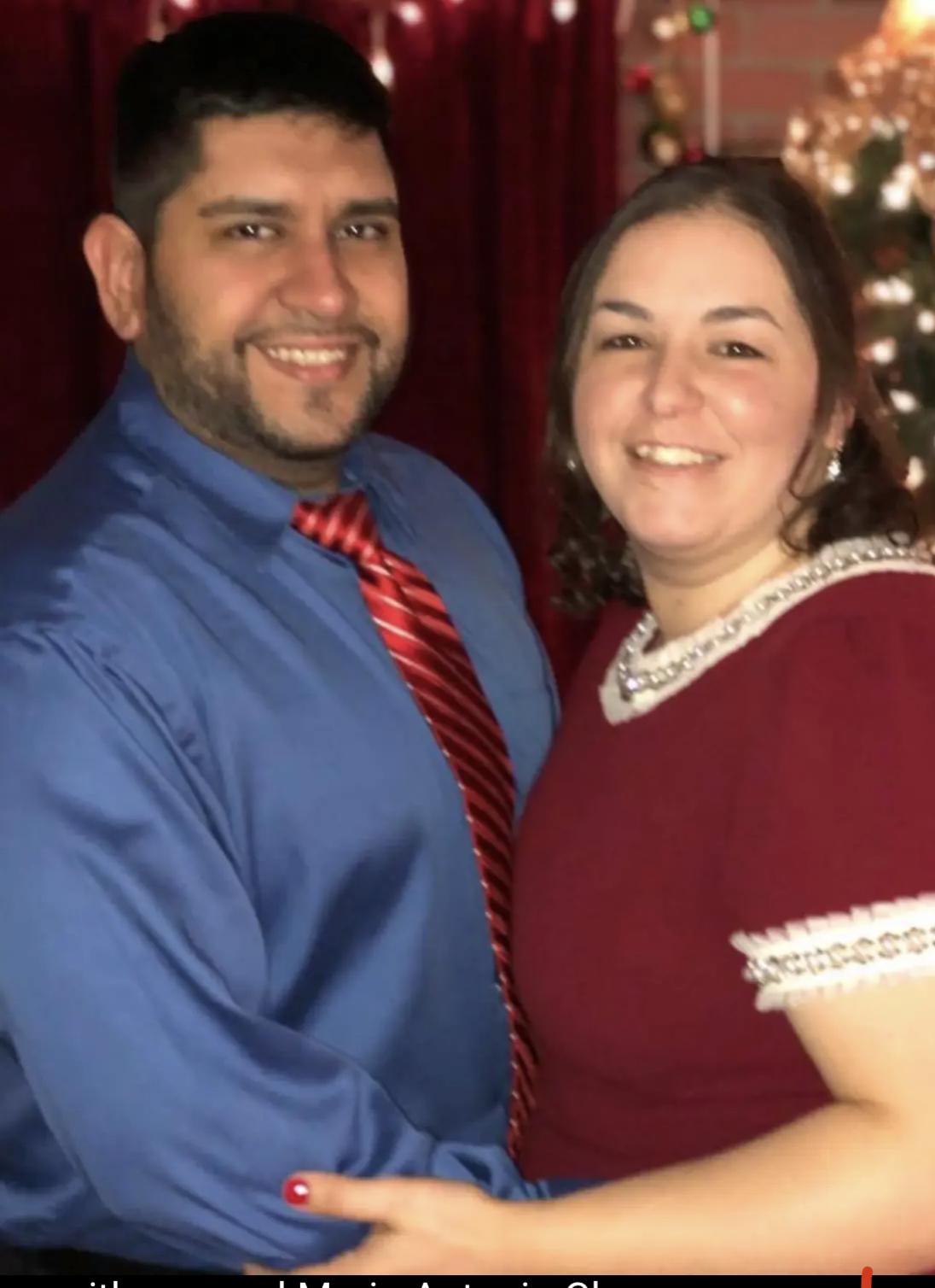 The Wedding Website of Jennifer Vitiello and Mario Chavez
