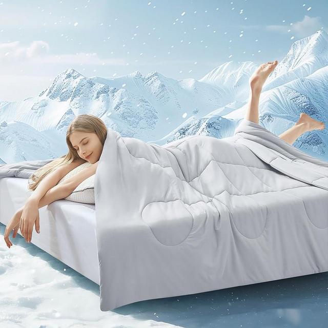 Cooling Comforter King/Cali King Size, All Season Blanket for Hot Sleepers, Lightweight Comforter for Night Sweats, Double-Sided Cooling Bedding for Bed, Sofa, Office, Camping (Light Gray,108"*90")