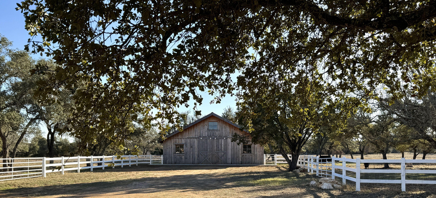 The Wedding Website of Lydia Ledford and Travis Frazier