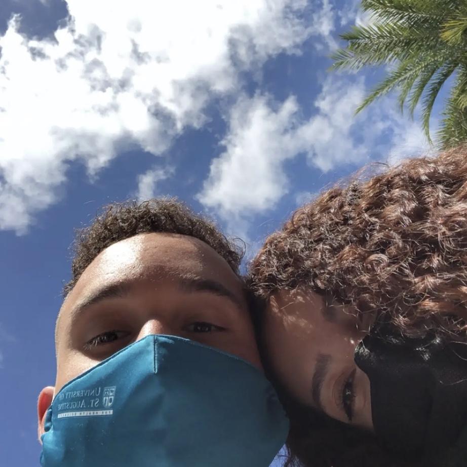 It all started in early 2021, when Shawn & Brenda decided to defer their start dates for PT school due to covid… & Brenda “slid into Shawn’s DMs” to find a friend and hopefully a new study partner. 😂