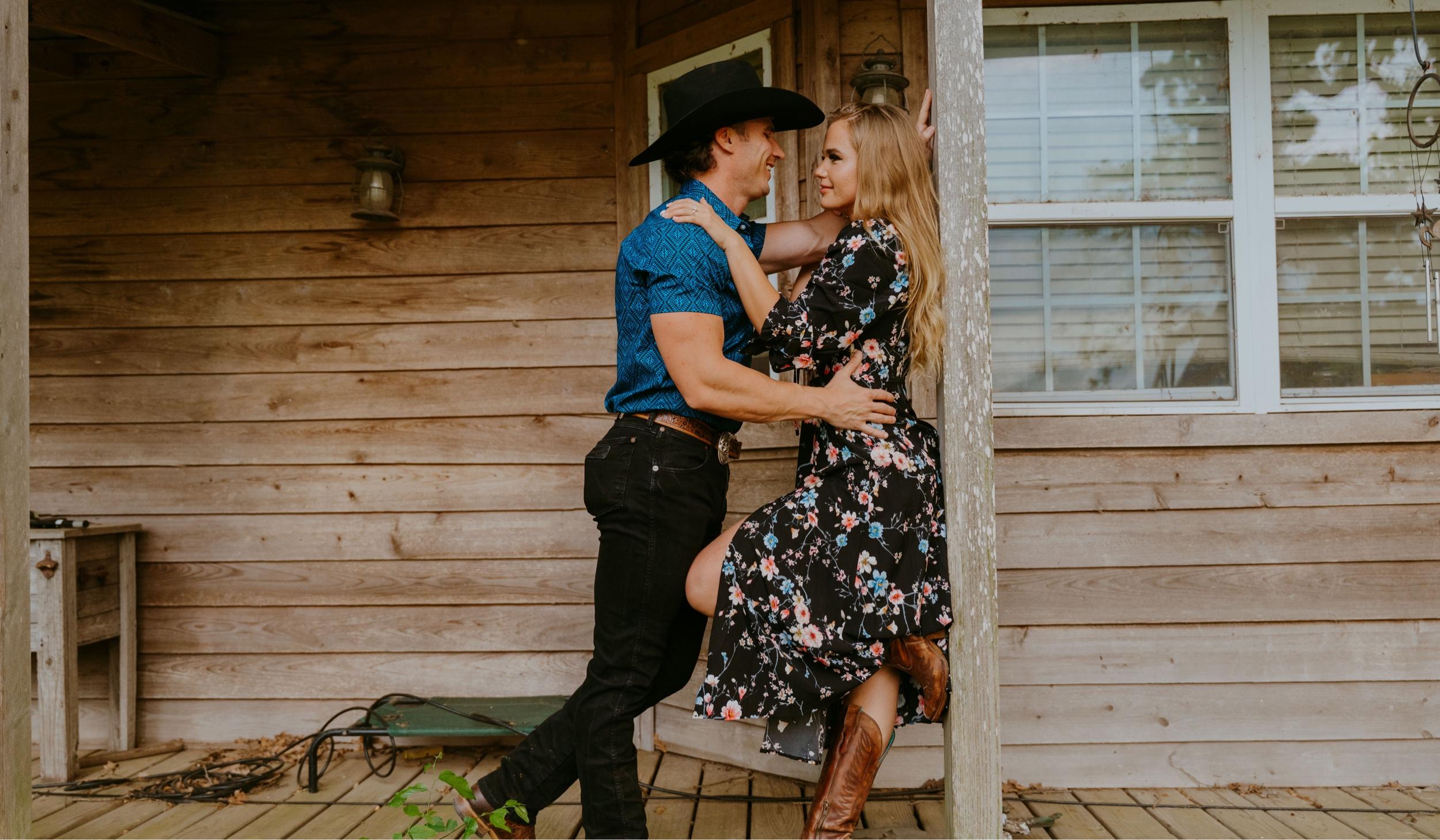 The Wedding Website of Aaron Irons and Kayla Warren