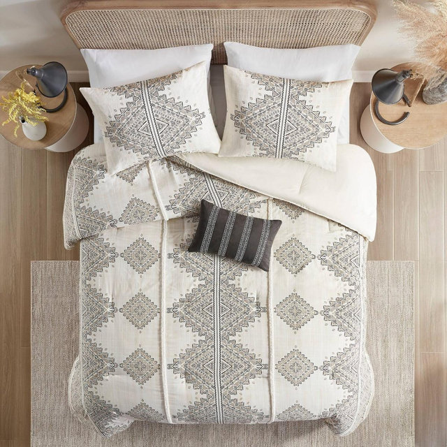 4pc King/California King Triana Printed Comforter Set with Throw Pillow Black/Ivory - Madison Park: Geometric Bohemian Hypoallergenic Bedding