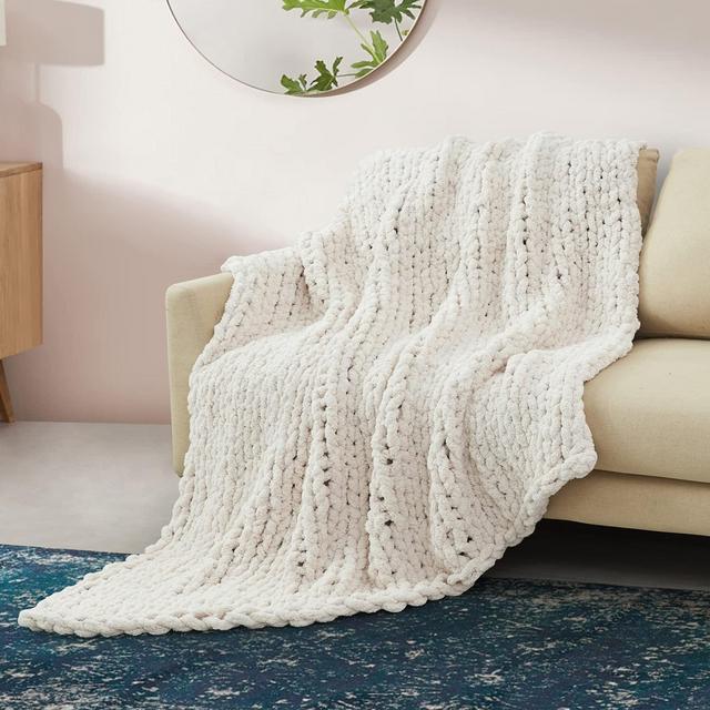 Sunyrisy Chunky Knit Throw Blanket, Luxury Soft Cozy Chenille Throw Blanket, Large Throw Bed Blanket for Couch, Sofa, Home Decor,Gift - Machine Washable (Beige 40x48 in)