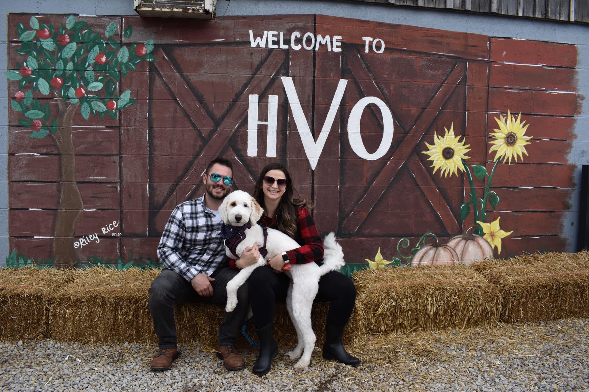 The Wedding Website of Hannah Eaves and Austin Czerniewski