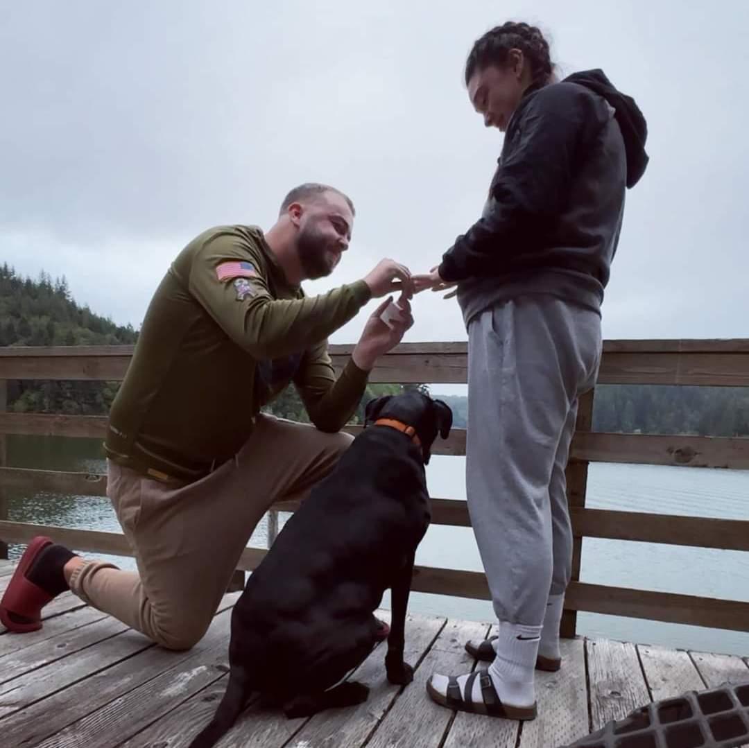 Jon proposed on Tenmile Lake in Oregon 08.02.2024