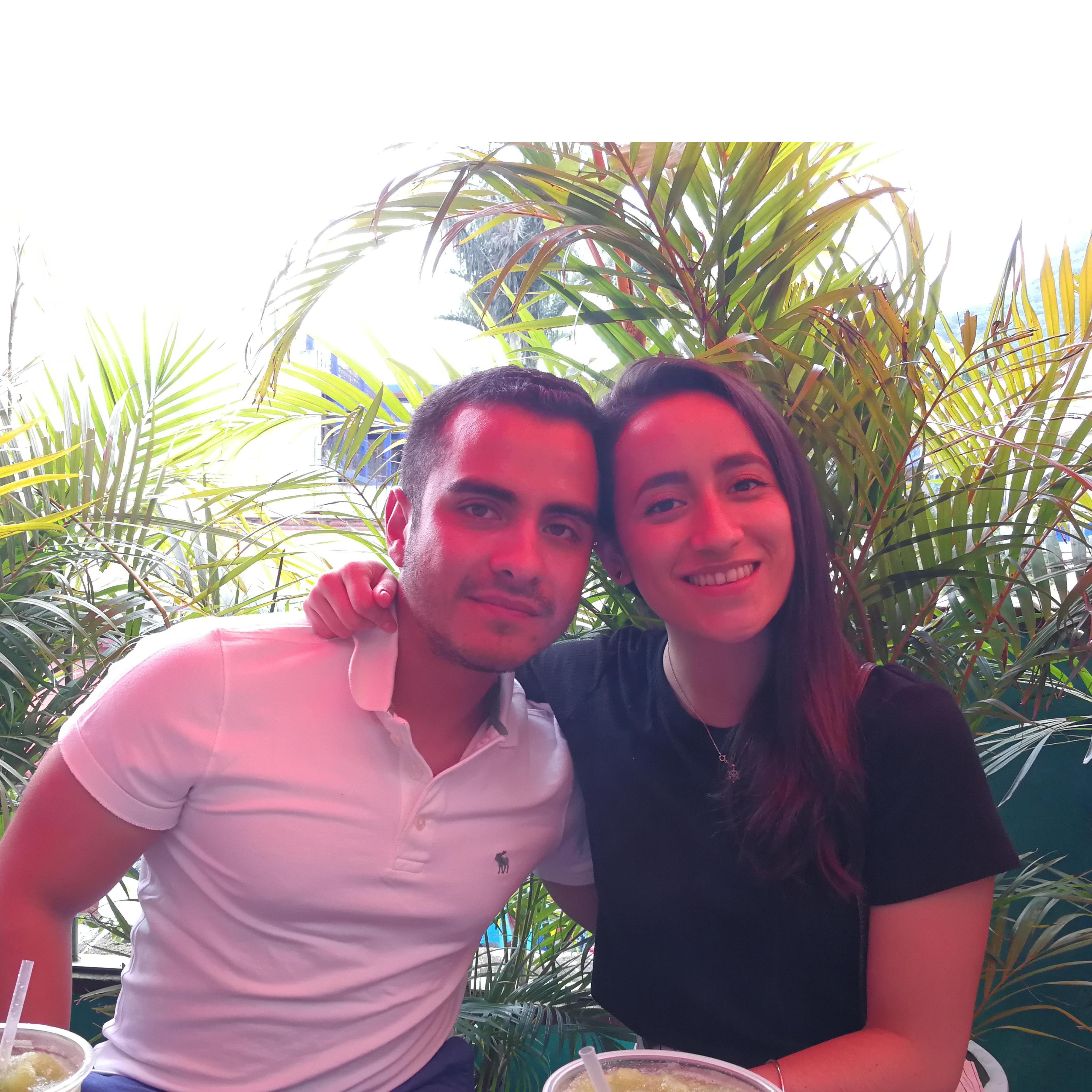 Nuestra primera foto juntos.
Our first picture together.