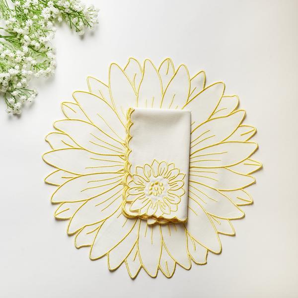 Maison Margaux - The Margherita Yellow (Set of 4 placemats and napkins)