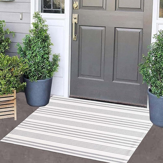 Grey and White Striped Outdoor Rug 24'' x 35'' Door Mat Outdoor Machine Washable Welcome Mats Cotton Hand-Woven Entryway Rug for Front Porch/Entryway/Laundry/Bathroom/Bedroom
