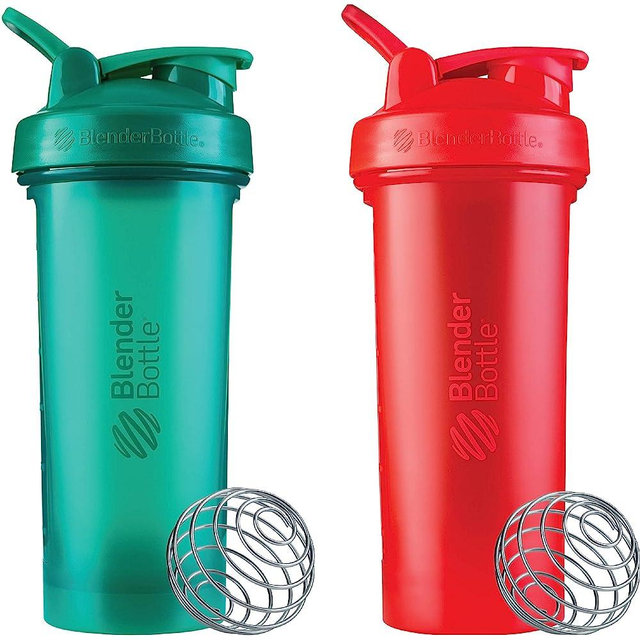 BlenderBottle Classic V2 Shaker Bottle Perfect for Protein Shakes and Pre Workout, 28-Ounce (2 Pack), Red, Green