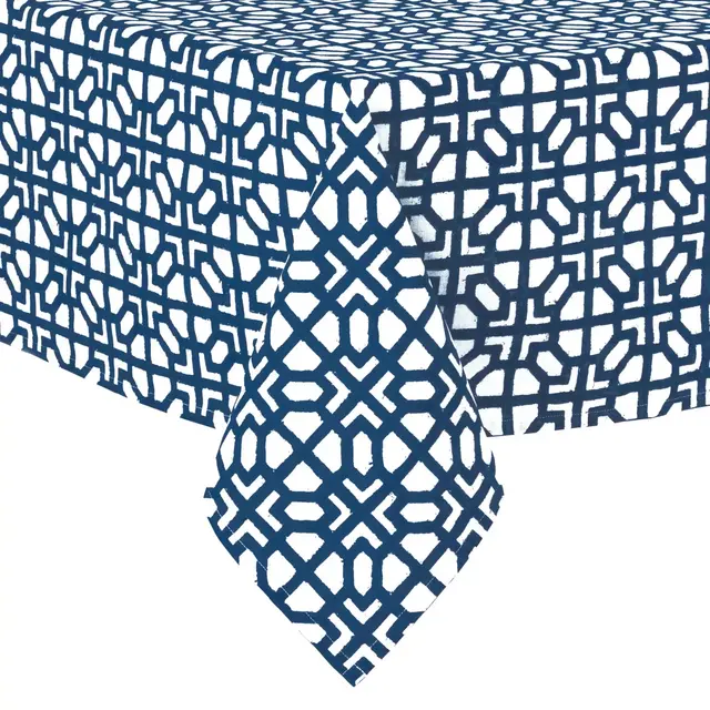 Everhome™ Graphic Trellis 60-Inch x 120-Inch Oblong Tablecloth