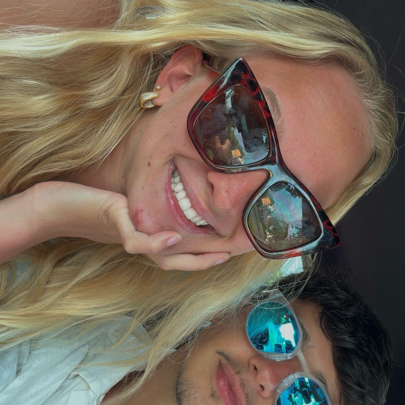 sunnies on
