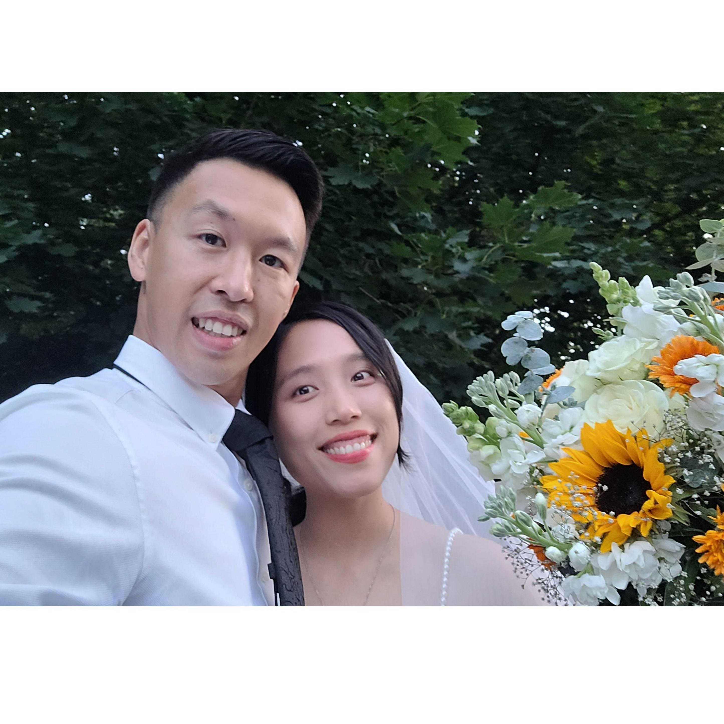 Congratulations! We got married!