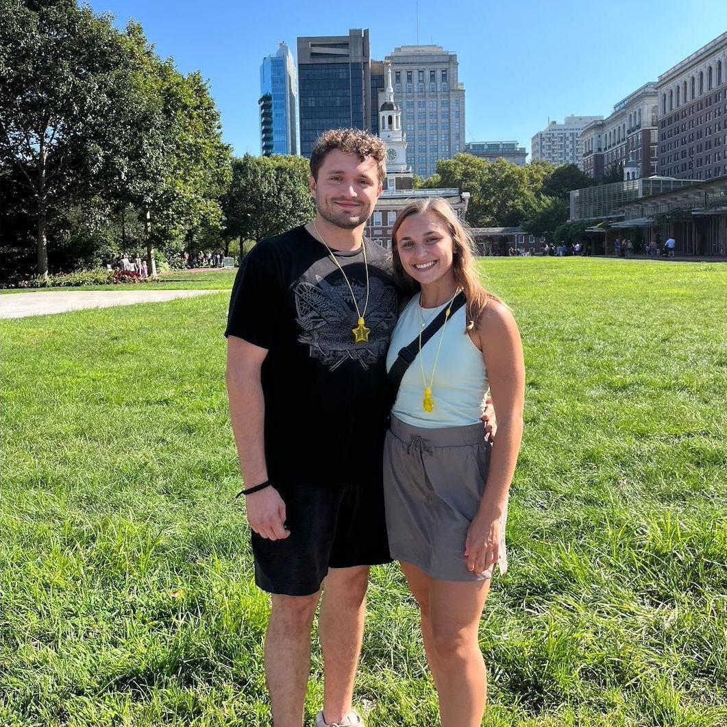 Matt visiting Alydia on her grad school rotation in Philadelphia, PA (2023)
