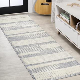 Theresa Kerstin High-Low Runner
