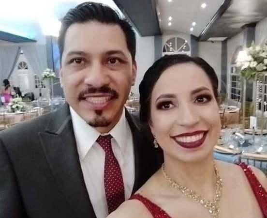 The Wedding Website of Karina Martínez and Manuel Lopez