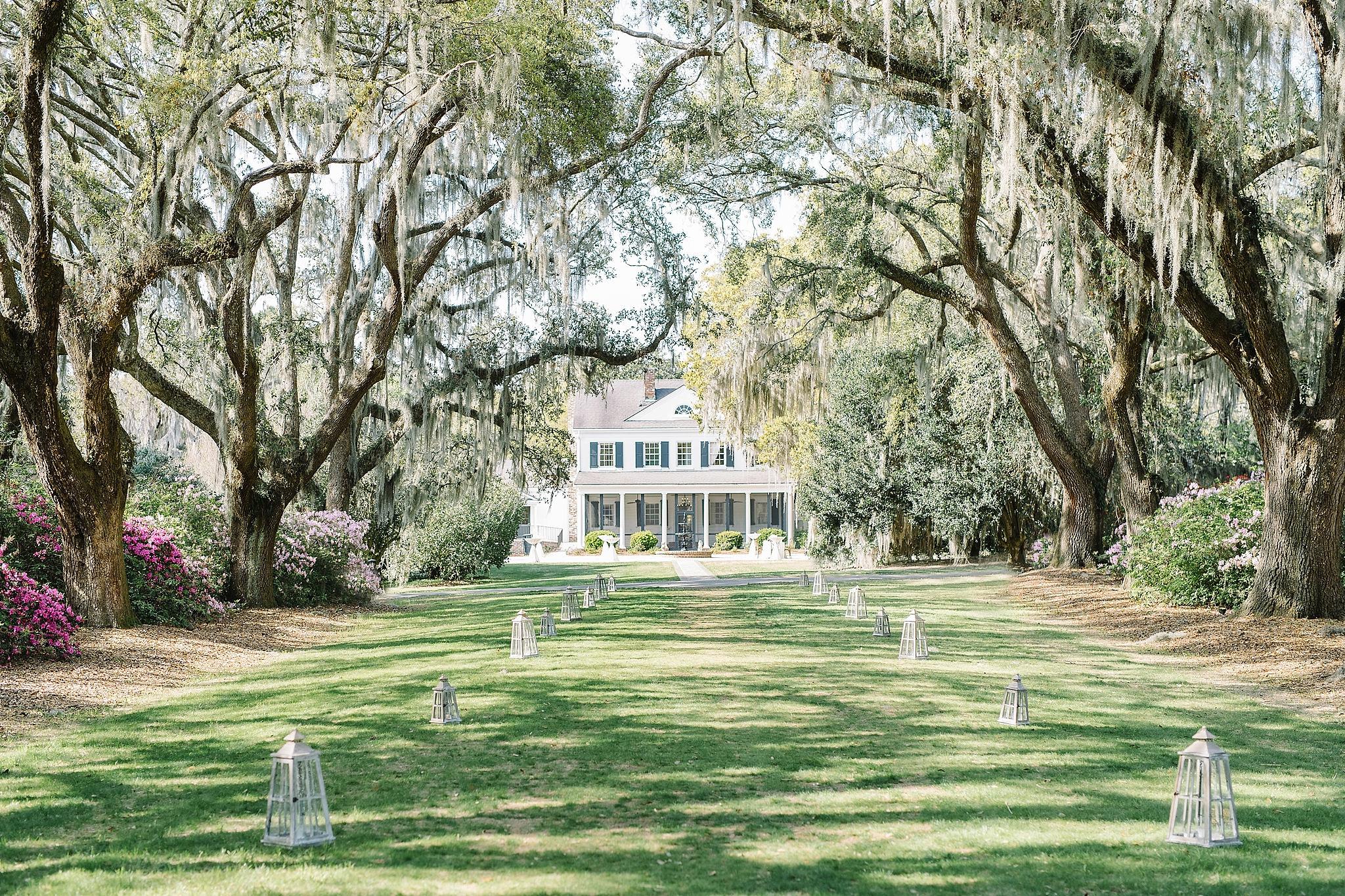 The Wedding Website of Erin Lacey and Jimmy Kennis