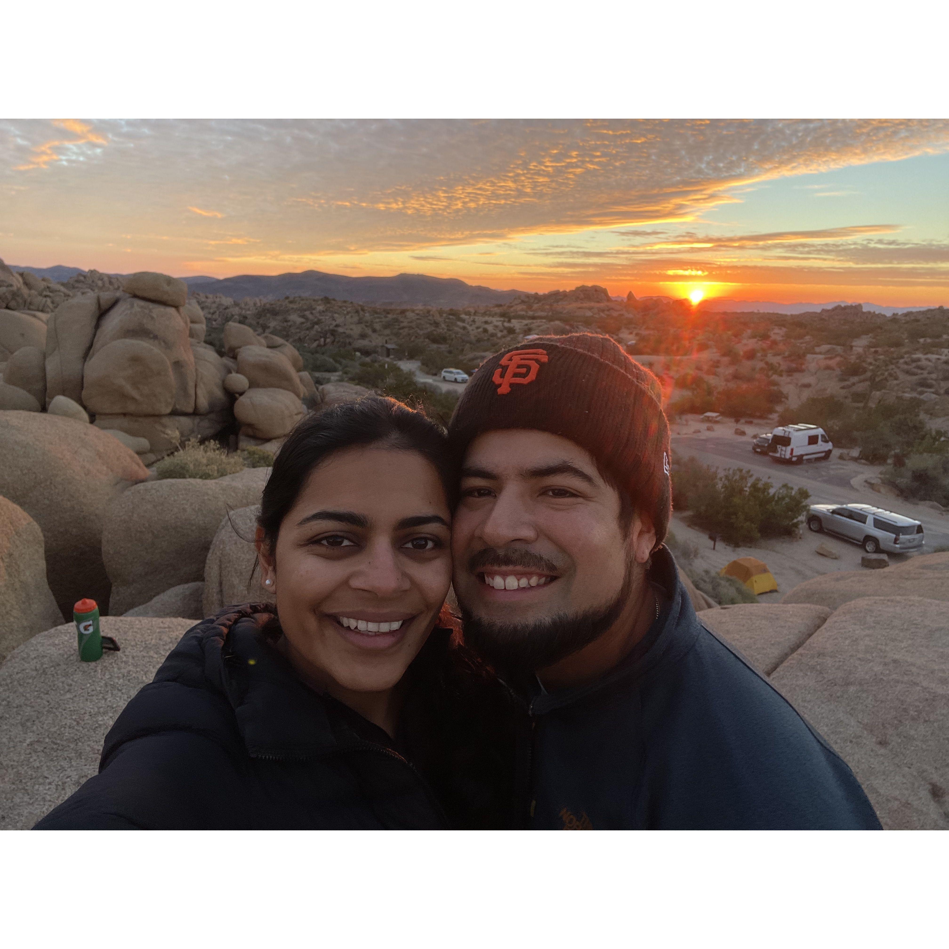 Catching a sunrise at the Jumbo Rocks in Joshua Tree National Park