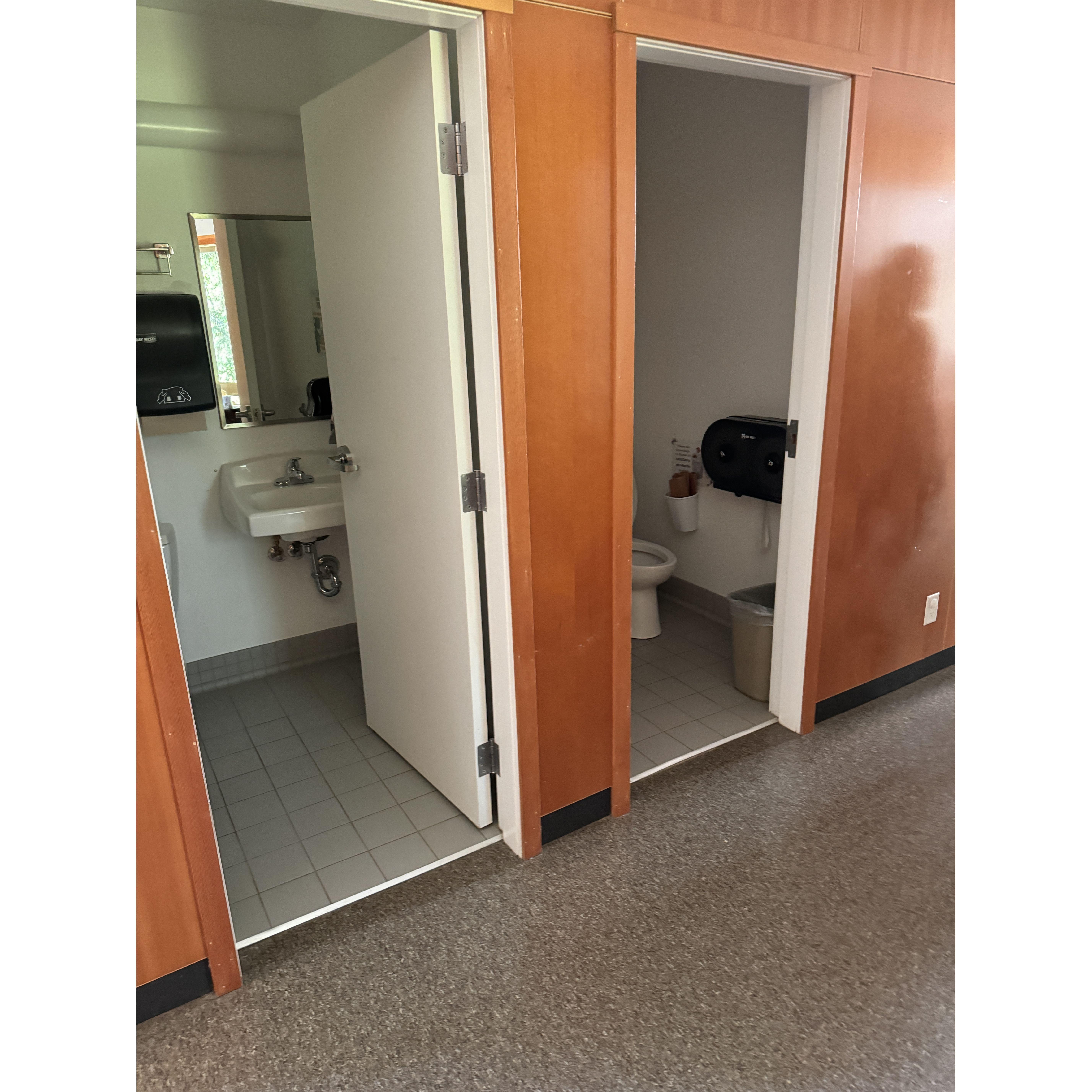 Camp Pringle - Branter Lodge Toilets
