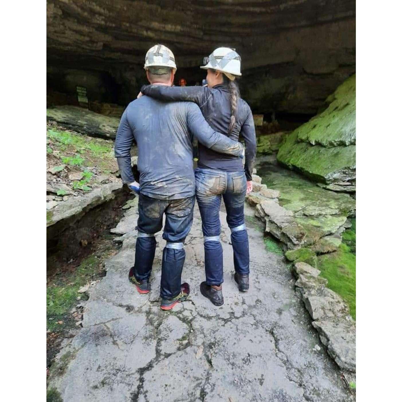Spelunking in War Eagle Cavern!