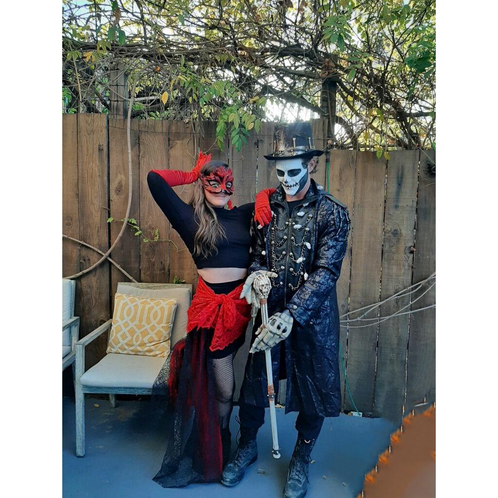 Halloween at Margot and Hil's house. It was a kid party and Will proceeded to scare all the children - Oct 2022.