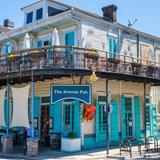 The Avenue Pub