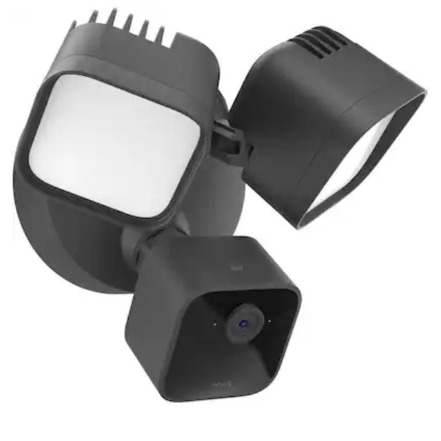 Blink - Wired Floodlight Camera - Smart security camera, 2600 lumens, HD live view, enhanced motion detection – 1 camera - Black