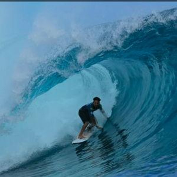 Surfing lessons for two!