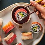 Momo Sushi & Cafe