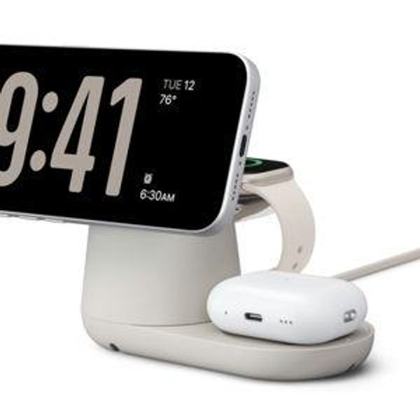 Belkin UltraCharge Pro 3-in-1 Magnetic Charging Dock - Sand