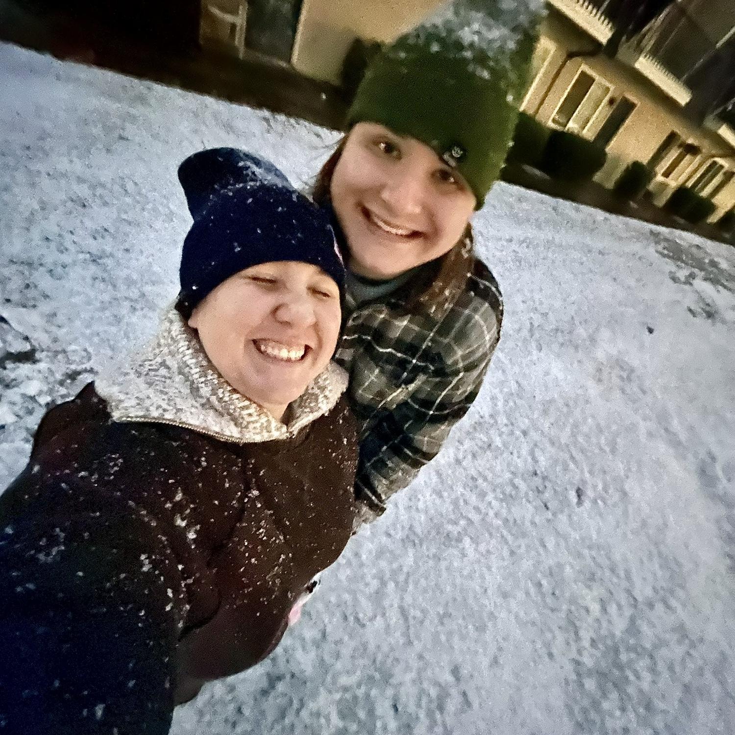 We love the snow!!